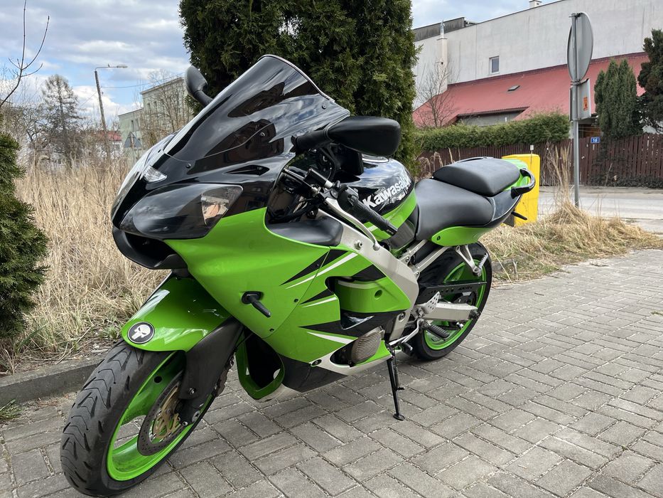 Ninja  ZX-6R 600.