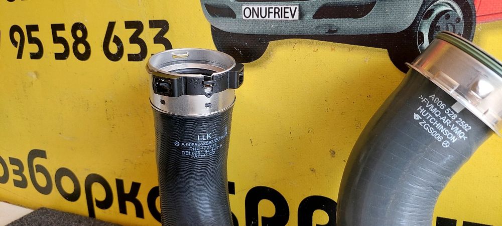 Патрубок інтеркулера лівий правий 319-519 Sprinter W906 w907 om642