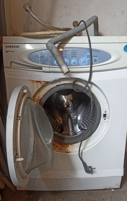 Пральна  машинка