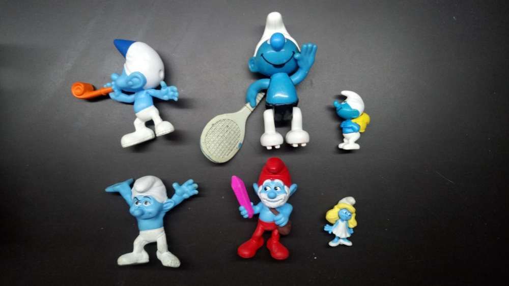 Vários estrunfe pvc figura boneco