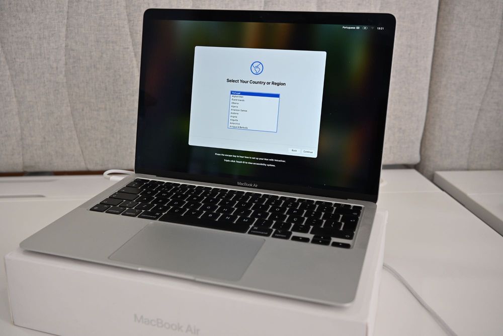 Apple Macbook Air M1