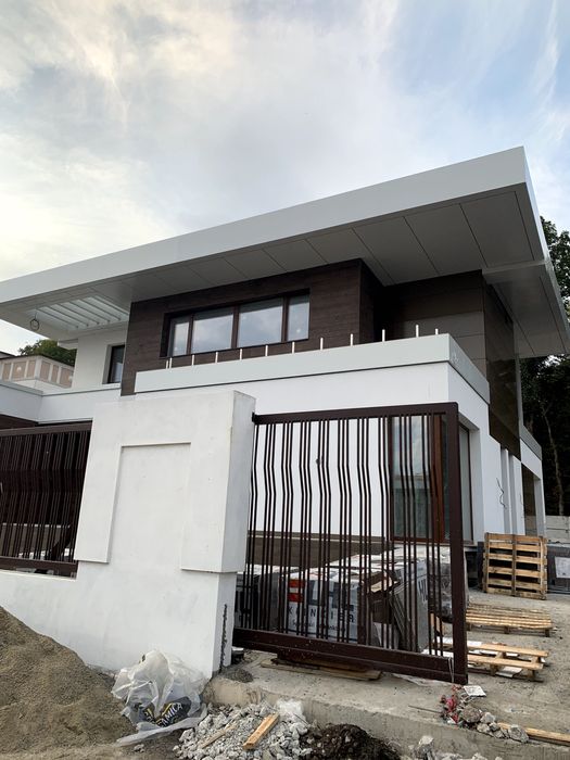 Покрівельні, фасадні роботи. Мотнаж даху, утеплення. єВідновлення