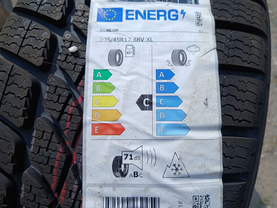 205/45/17 DUNLOP SP WINTER SPORT 4D 24 rok F-VAT