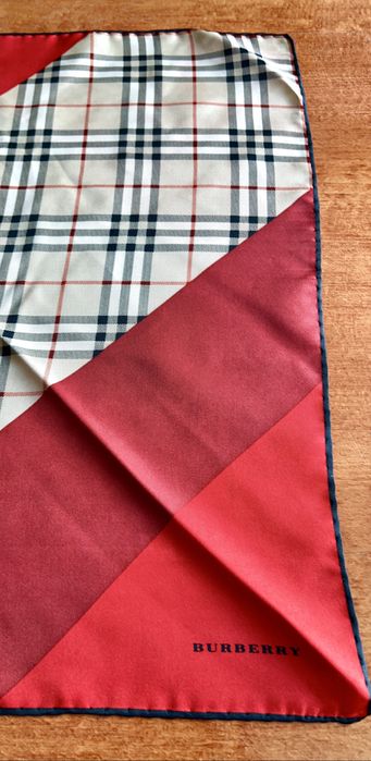 Lenço pescoço Burberry