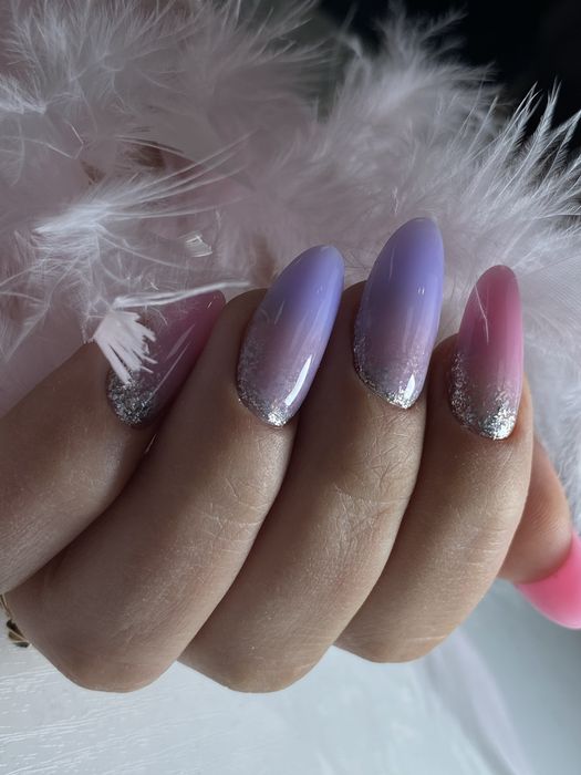 Курси Манікюру та Нарощування нігтів