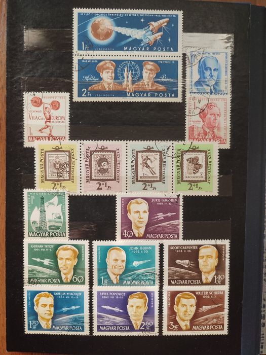 Почтовые марки Венгрии Чехословакии в Альбоме 12 листов.
