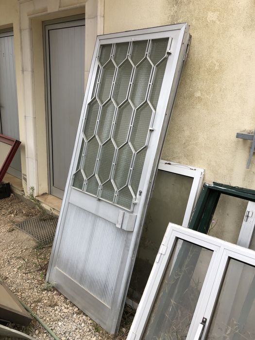 Portas alumínio com e sem aro