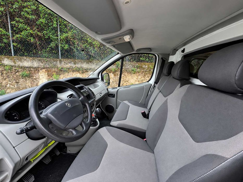 Renault Trafic 2.0 DCI Nacional 3 lugares