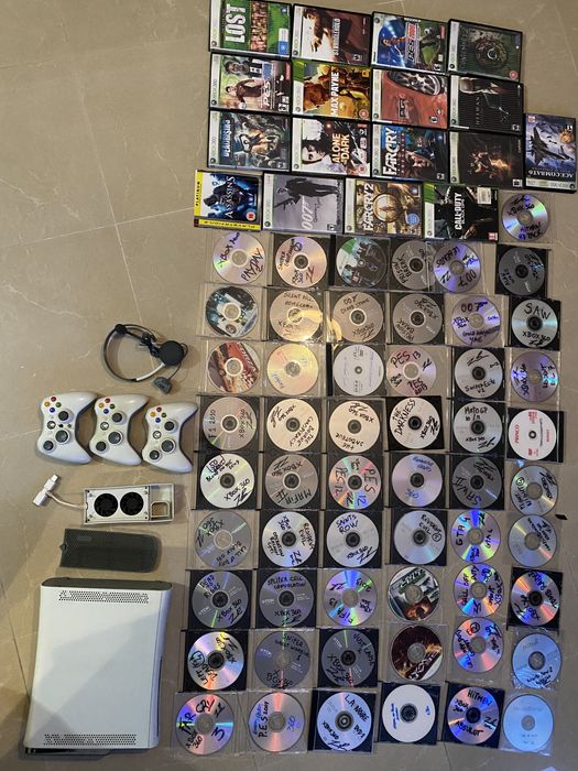 Xbox 360 with 3 Controllers64172179141889121