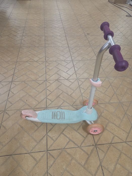 Vários artigos desportivos criança