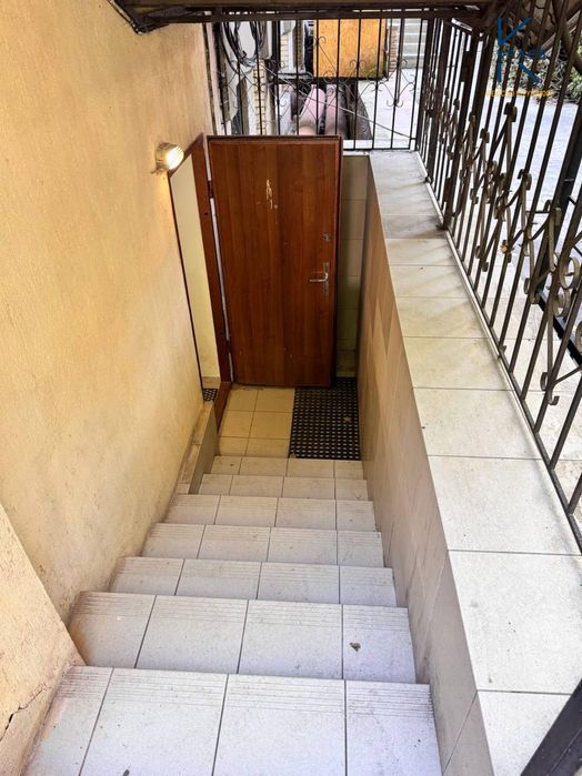 Оренда приміщення на Зарічанській