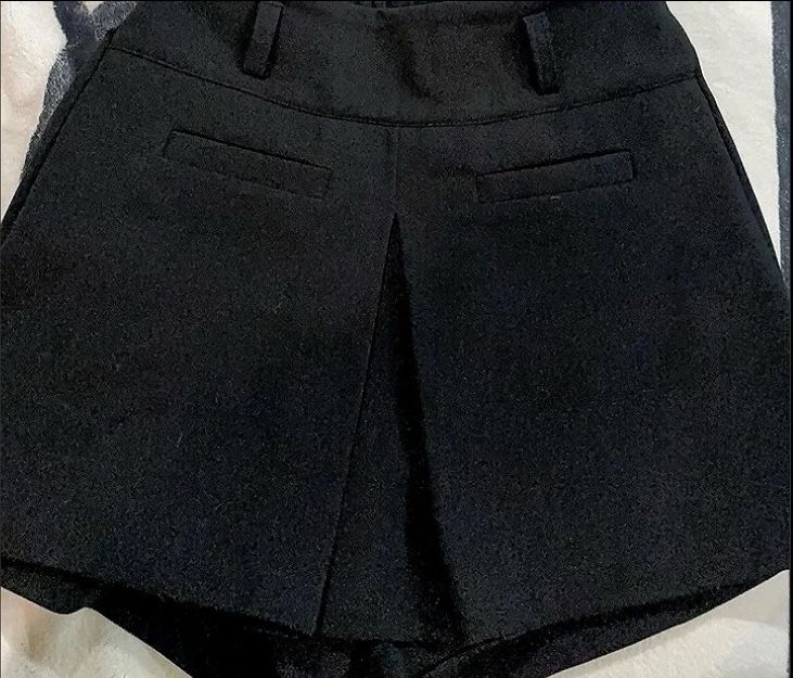 Юбка-шорти.