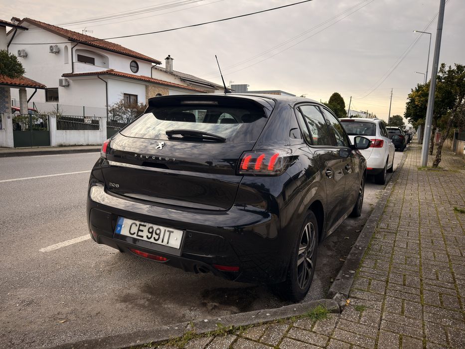 Peugeot 208 novo