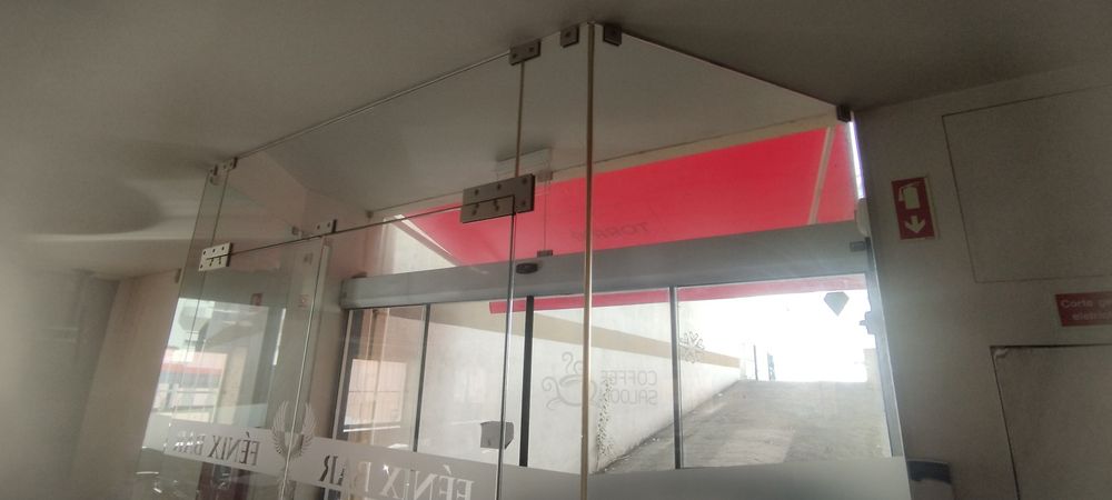 Antecâmara em vidro