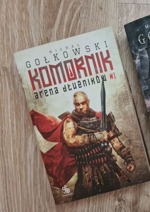 Tom 1 Komornik Arena Dłużników - Michał Gołkowski.