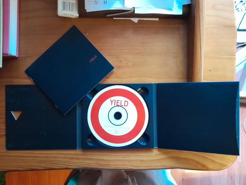 Pearl Jam - Yield424683313625845763