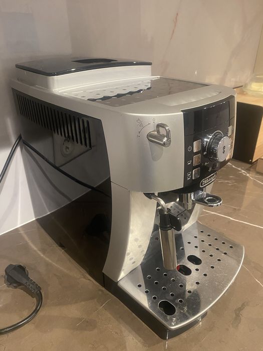 Ekspres do kawy DeLonghi Magnifica S