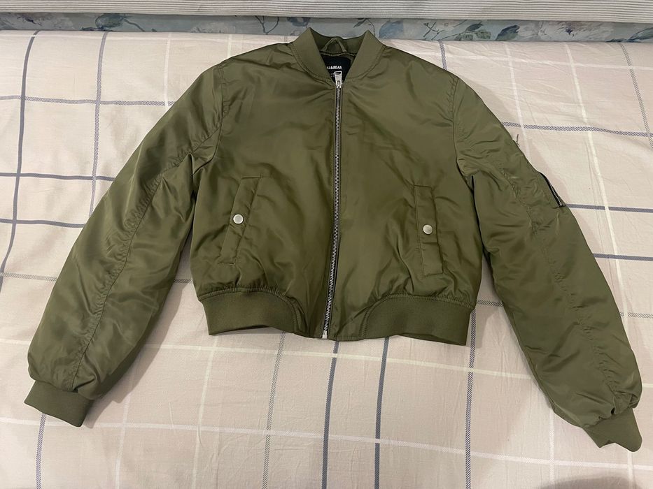 Бомбер Pull&Bear