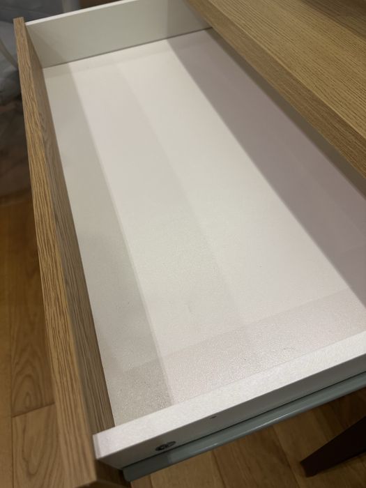 Biurko Ikea słoik stoliczek drewniane imitacja dębu