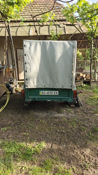 Причеп легковий категорії В