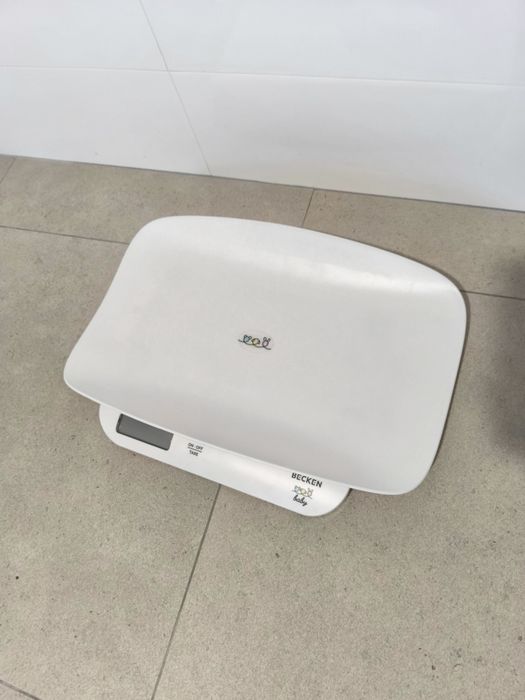 Balança Digital de Bebé BECKEN Baby BCS-2973 (Evolutiva | Até 20kg