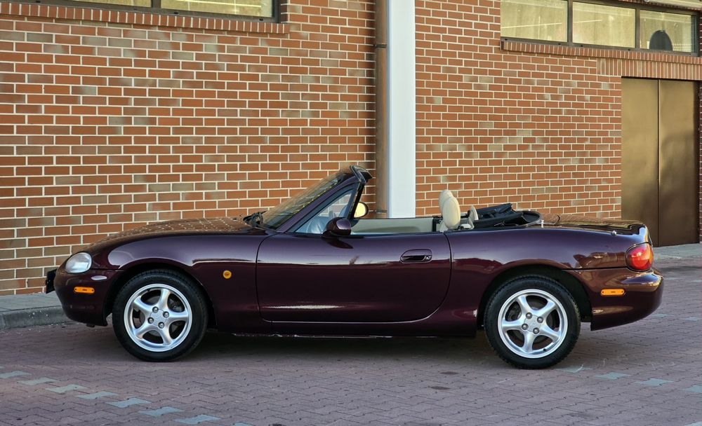 Mazda MX-5 NB 1.6  |   Miracle Edition |  1 DONA