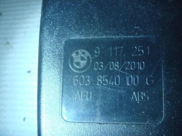 Encaixe de cinto trás direito BMW 1 (E87)