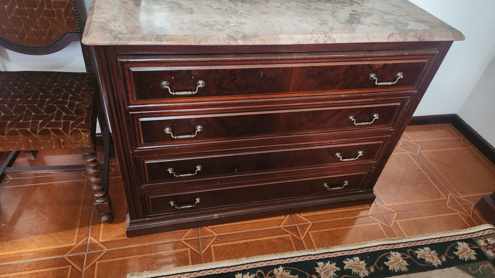 Quarto completo  em madeira