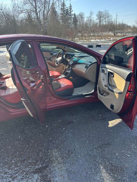 Хюндай Елантра FL