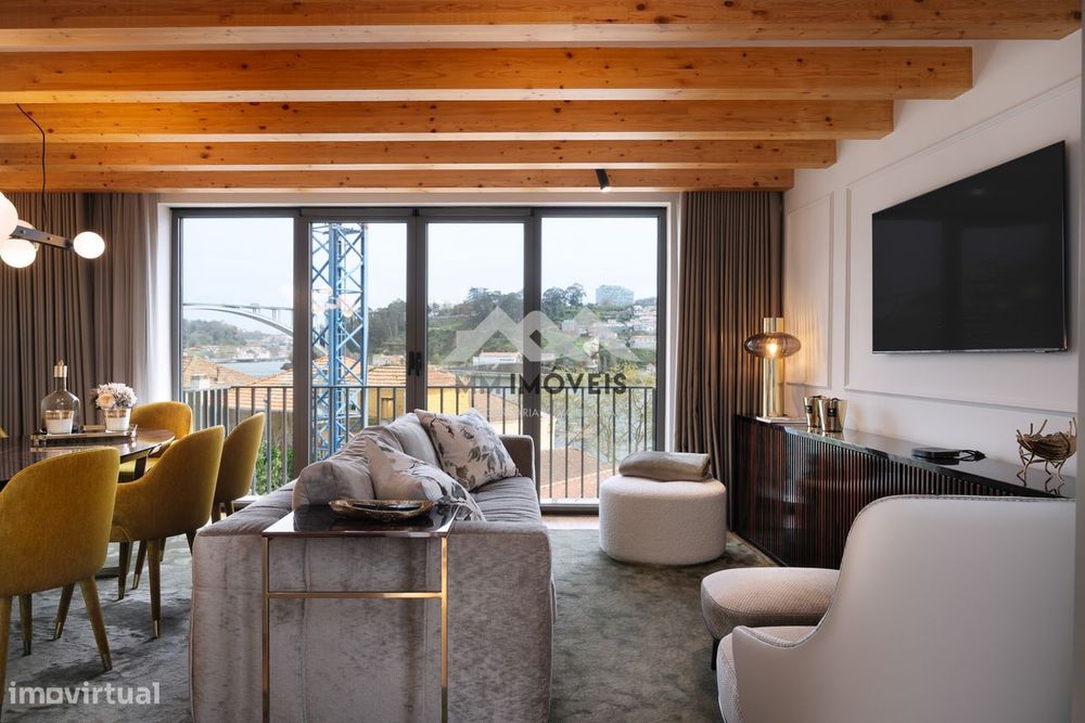 T3 Duplex | Vista Rio | Foz do Douro | Varanda | Porto | Luxo e Confor