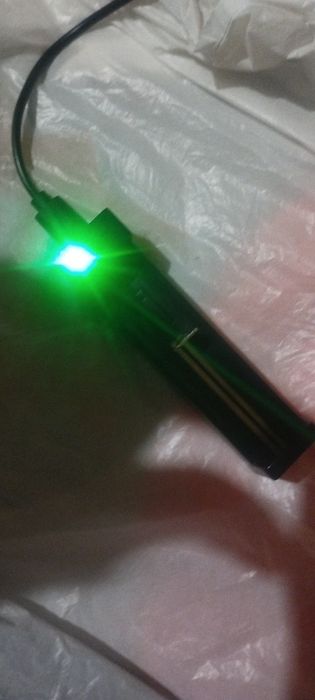 Зарядное устройство для 18650,21700
 USB для аккумуляторов 26650