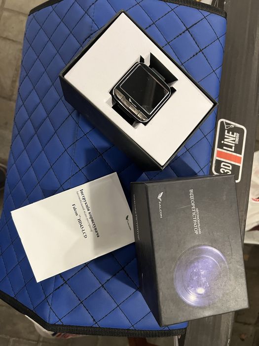 Продаю відеореєстратор Falcon HD43-LCD