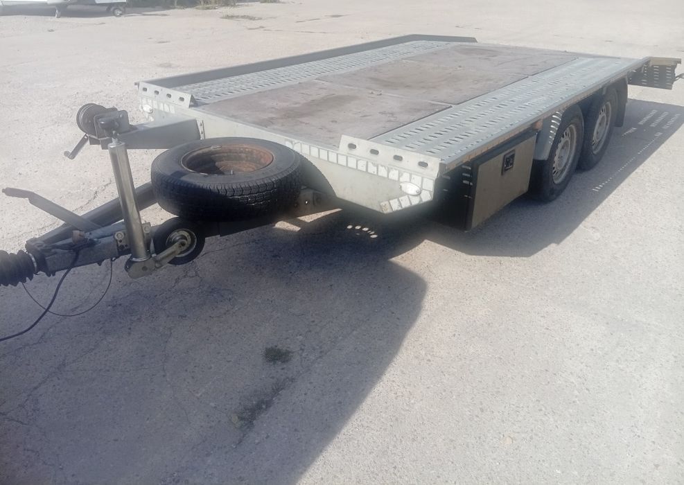 Wynajmę lawetę DMC 2000Kg BORO BR2