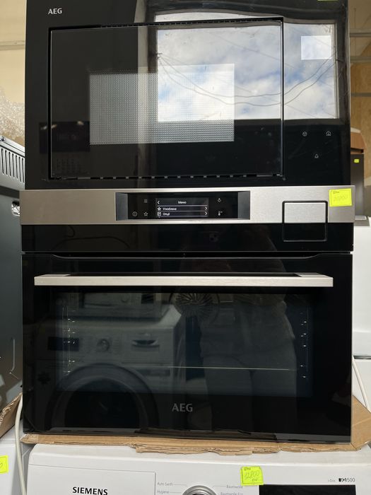 Комплект AEG під забудову духова шафа і мікрохвильова піч