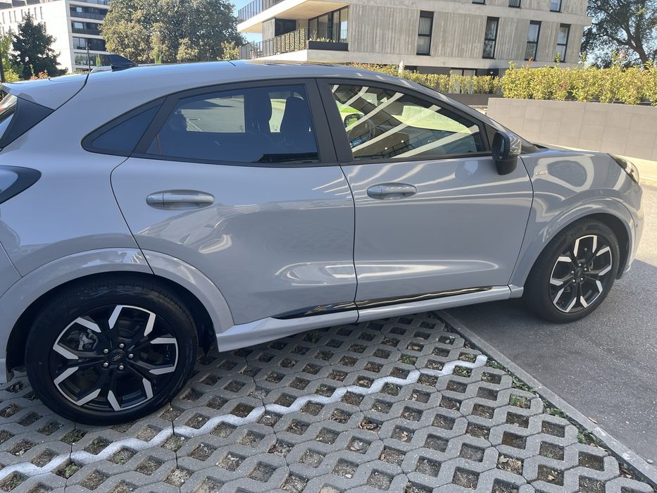 FORD Puma- Puma 1.0 EcoBoost MHEV ST-Line  X, Hybrid