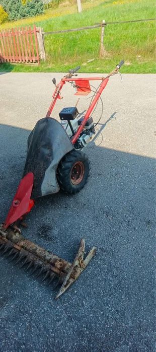 Traktorek jednoosiowy MF-70