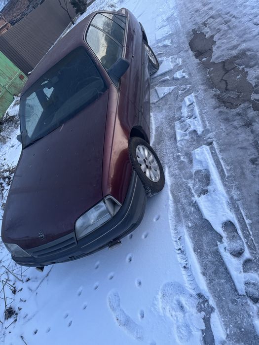 Продам машину Опель Омега А Ауди 80