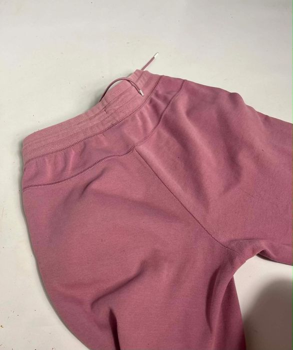 Damskie sportowe dresy Nike