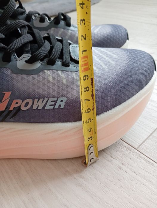 Nowe buty do biegania r.45