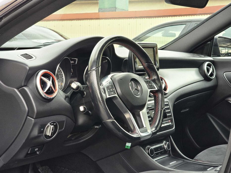 MERCEDES-BENZ CLA 220CDI AMG 170CV "FULL EXTRAS" "7 G-TRONIC"