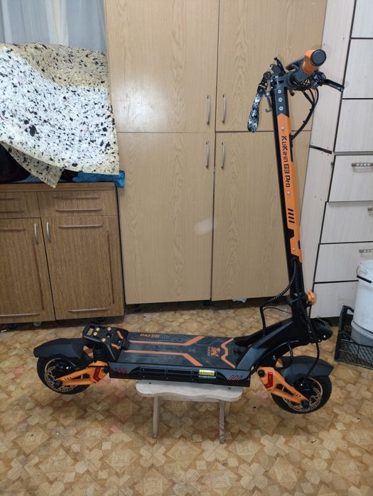 Только Киев. Продам электросамокат Kukirin G3 pro не G2. В хорошем состоянии