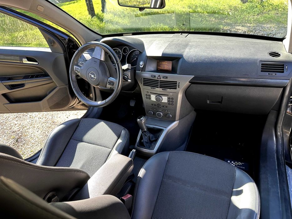 Opel Astra H 1.9 CDTI