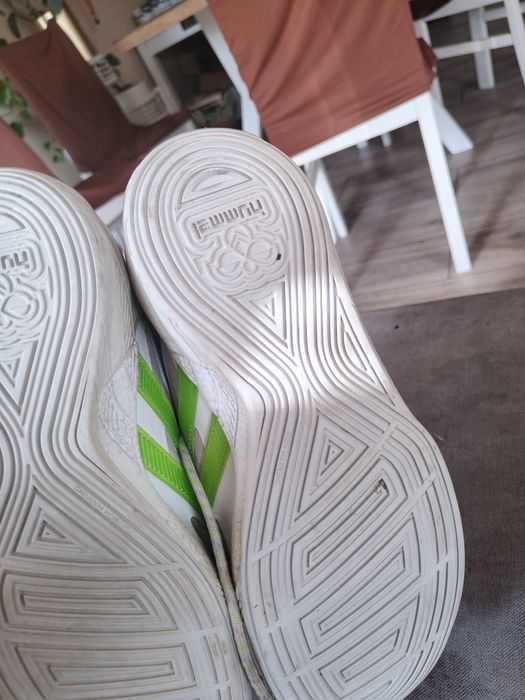 Buty Hummel rozmiar 40,5