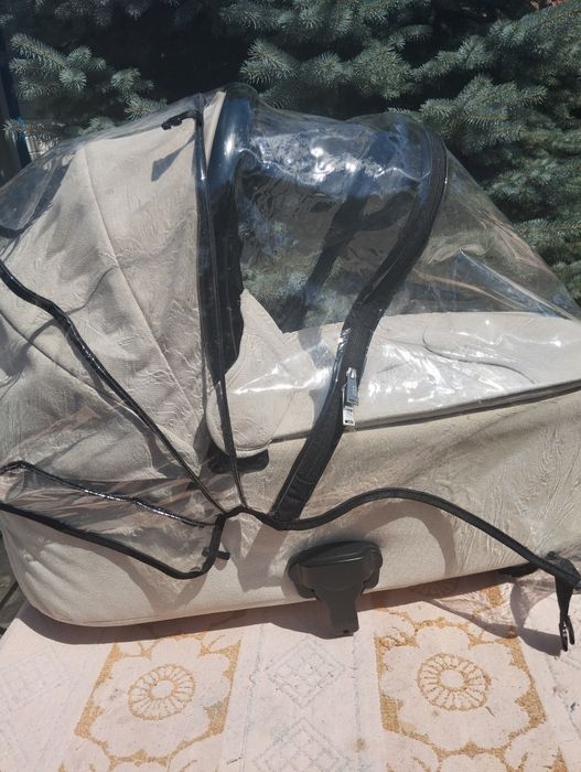 Продам дитячу коляску