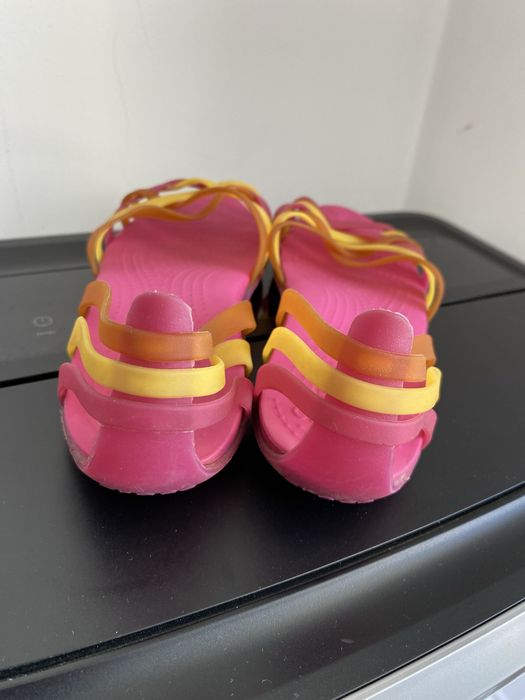 Sandałki Crocs Huarache r. 37 W7