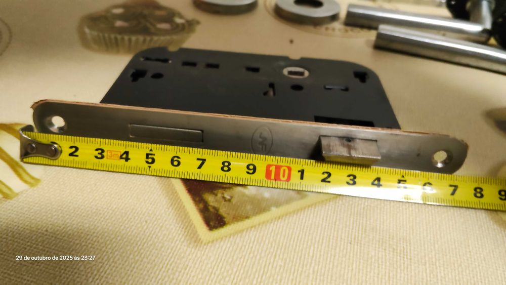 Fechadura de porta interior