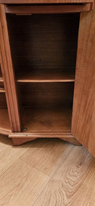 Sapateira com pedra mármore