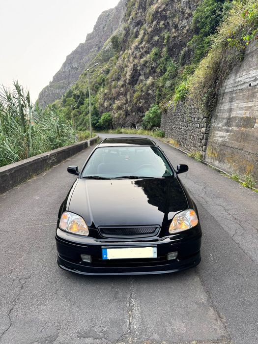Honda Civic — fotografia 5