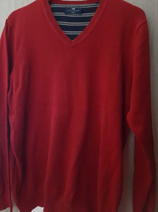 Czerwony sweter Blue Harbour