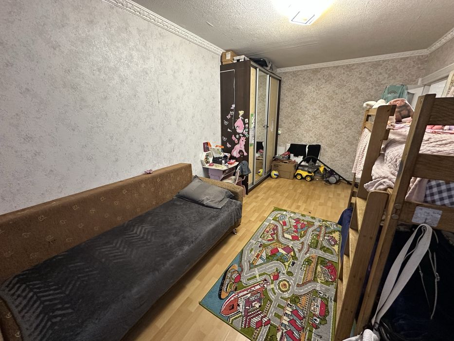 Продається 2 кімнатна квартира.